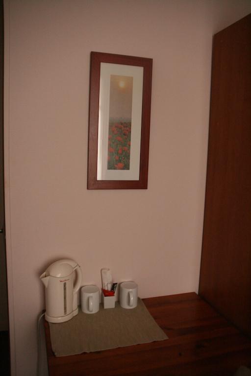 Hotel Du Roussillon Paryż Zewnętrze zdjęcie